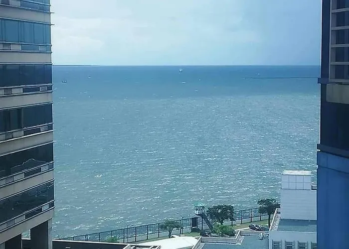 Grand Riviera Condotel Infront Of Us Embassy 17fl 펜션 마닐라